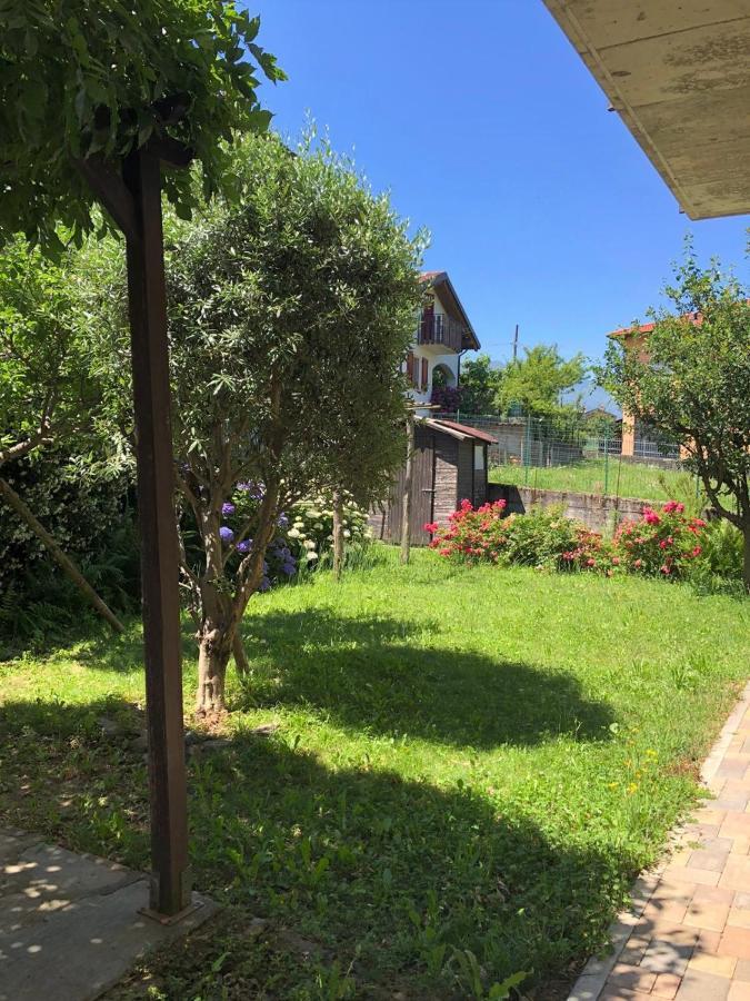 Ferienwohnung The Children Smile- With Private Garden Colico Exterior foto