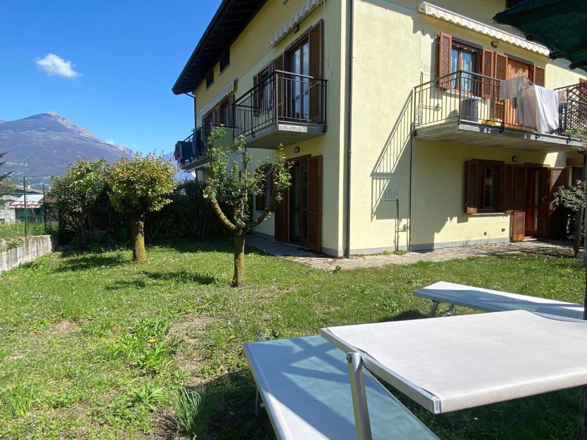 Ferienwohnung The Children Smile- With Private Garden Colico Exterior foto
